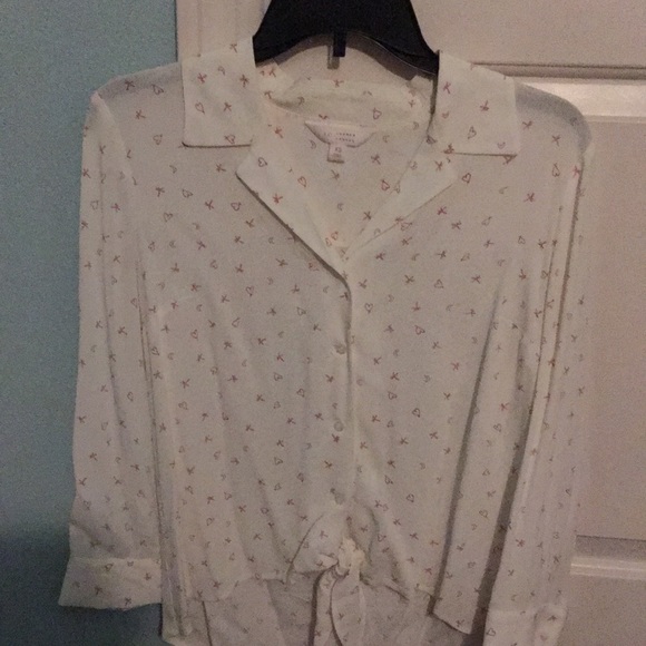 Lauren Conrad Collared Shirt with hearts & stars - Picture 4 of 4